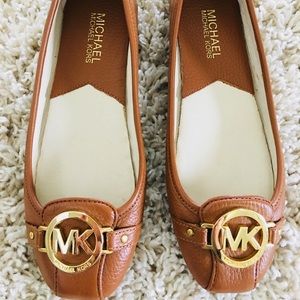 Michael Kors flats. Size 6 1/2